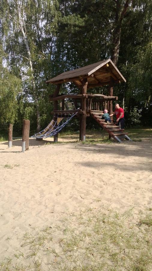 Ferienanlage "Am Sidowsee" Himmelpfort Esterno foto